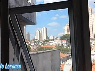 gostosa was preparing lunch but i preferred to eat her ass right there in the kitchen for anal sex.