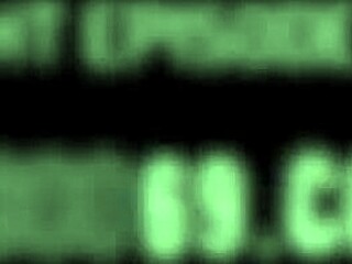 Hot asiatisk stedsøster Kendra Spade mister anal-jomfrudom til stedbror