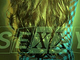 Δες αυτή την καυτή τραβεστί σε σέξι εσώρουχα