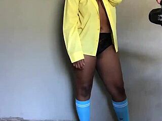 Naughty ebony step sister seduces step brother with doggystyle and cumshot 😈💦
