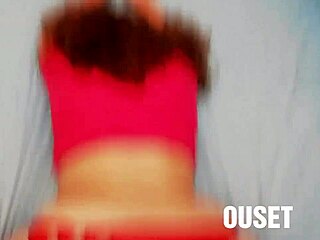 incredible cumshot on my wife's huge ass!