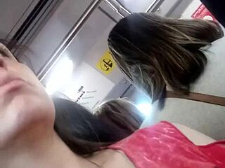 Gizli kameralı sokakta yakalanan samimi 18+ genç