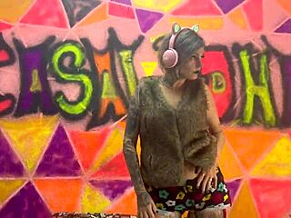 She sat down and rode me deep