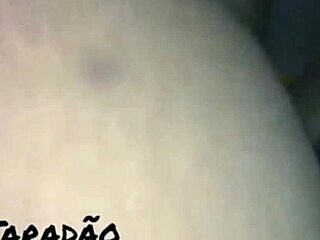 Enchendo o rabo de leite, latina deepthroats and orgasms in massage.