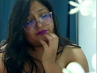 Chytil jsem svou macechu, jak streamuje topless s obřími tlustými prsama!