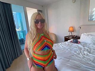 Big Tit Kelley Cabbana Seduces Pool Boy