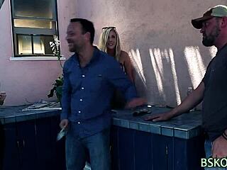 I-I messed up, but this babe in mmf 3way is so horny