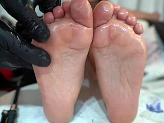 cipriani teaches foot fetish to sexy latina hanna jhones