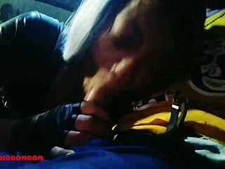 policial feminina fazendo oral no big cock dentro do carro 🚗