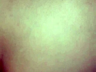 my friend's girlfriend is a cute mexican latina, we all hang out together 😊