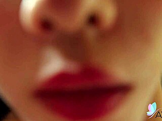 天啊，可爱中国妹子Xianerai实现最狂野的手指幻想！