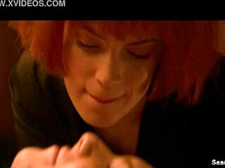 Katso Lara Flynn Boyle tekemässä likaisia juttuja Mobsters 1991:ssa