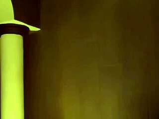 Fucking on First Tinder Date in Hotel Jacuzzi!