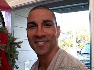 Nasty cumslut Casey Cumz gets her first asshole pounding