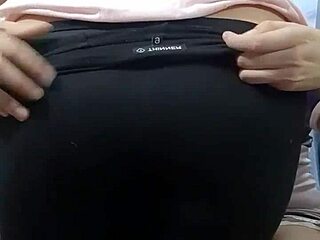 隠しカメラが兄の彼女のワイルドな行動を捉えた！