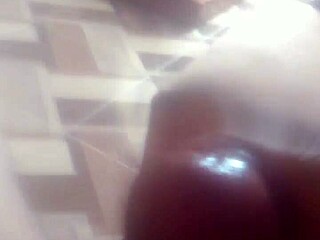 masturbating for you guys in this casual solo session