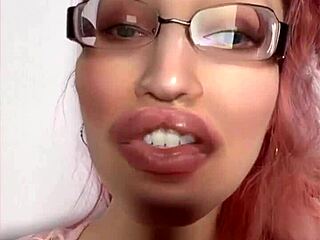 Goddess instructs jerk off in financial domination fetish 💸