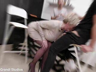 Tinder Star Dee Williams in 6on1 BWC ATM DAP Manhandle Gapes