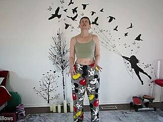 Girlfriend teaches yoga lesson 350