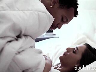 ว้าว Jaye Summers เติมขวดน้ำว่าวพ่อเลี้ยงเต็มๆ!