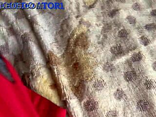 i skinny white girl fucking good in pool without condom