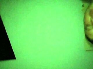 Why not have sexo with this nega gostosa? She's so sexy and hot!