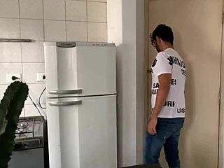 Mi mujer no me dio el culo así que mi amigo se lo metió 😏