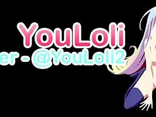 Sie in Netzstrümpfen beim harten Spanking im hausgemachten Video