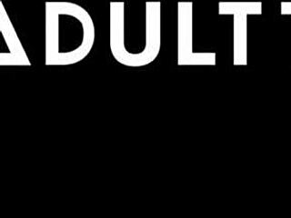 Kåt massør Nicole Aria saksar klient etter sensuell massasje! Utrolig!