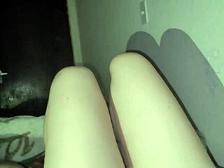 Nevlastní dcera se vplížila do mého pokoje a touží po akci