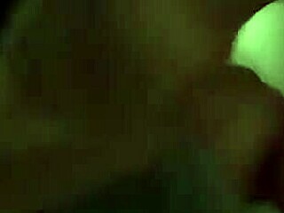 Hey, I'm rubbing my ass