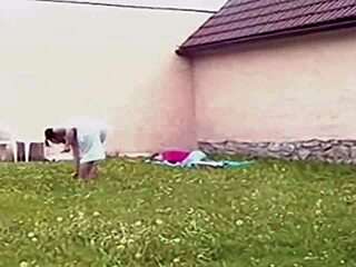 素人熟女の野外情事でイカせまくり絶頂