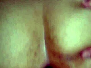 ¿Quieres verme doblada, chorreando?