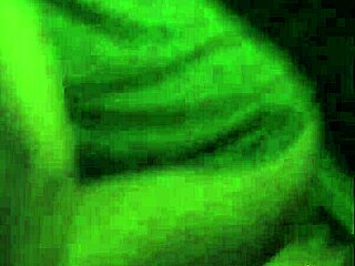 so, this pinay slut sneaked from the party to bang in the car