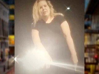 making my own wild eminem parody video at home.