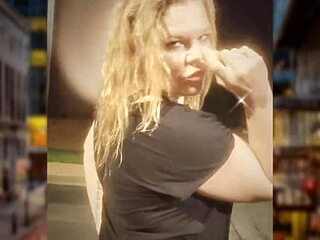 making my own wild eminem parody video at home.