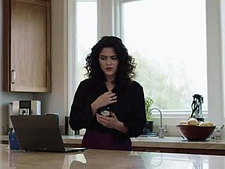 victoria voxxx lets jay smooth take control for computer fix