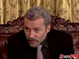 Two Gentlemen Double Penetrating Lustful Lauryn May In A 3-Way 😈