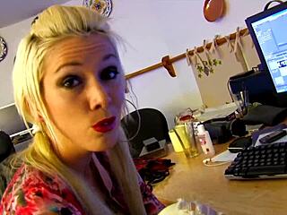 Мръсен секс в гората става див с сладка мадама и стегната путка