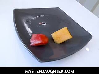 Mystepdaughter - Rozmaznané nevlastné dcéry najlepší dar pre nevlastného otca - Alex Kane.