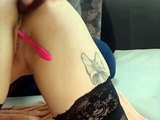 Blonde Whore in Heels Shows Big Ass on Webcam