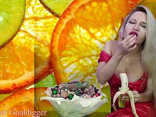 官能的なフードポルノに金融ドミネーションとオナニー