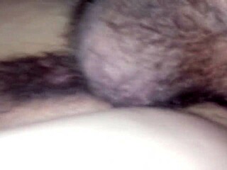 esposa sentando gostoso na cadeira