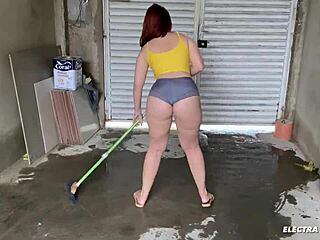 จ้างสาวใช้คนนี้มา แต่ตูดบราซิลของเธอทำทุกคนคลั่ง