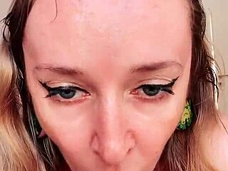 Hey, watch me riding this dildo like crazy! 😜