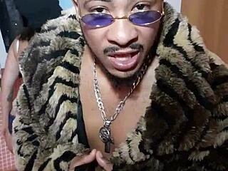 Black Pornstar Twerks on My Dick