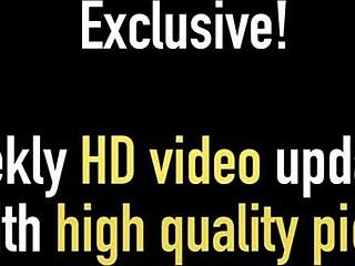 Fræk milf Julia Ann knepper yoga-instruktør hårdt