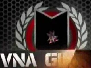 Poredna maserka Vicky Vette spremeni masažo Cristi Ann v divjo lizanje pičke.