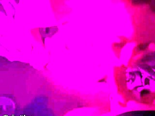 Nagy fasz meglepetés Valentin-napra, mélytorok kötözve