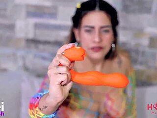 Unboxing And Testing Lesbian Toy From Honey Play Box